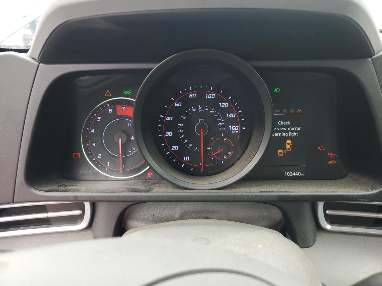 2022 Hyundai Elantra - Image 9