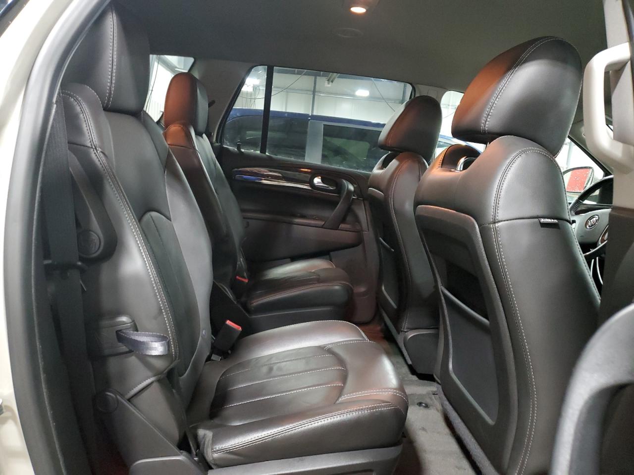 2016 Buick Enclave - Image 11