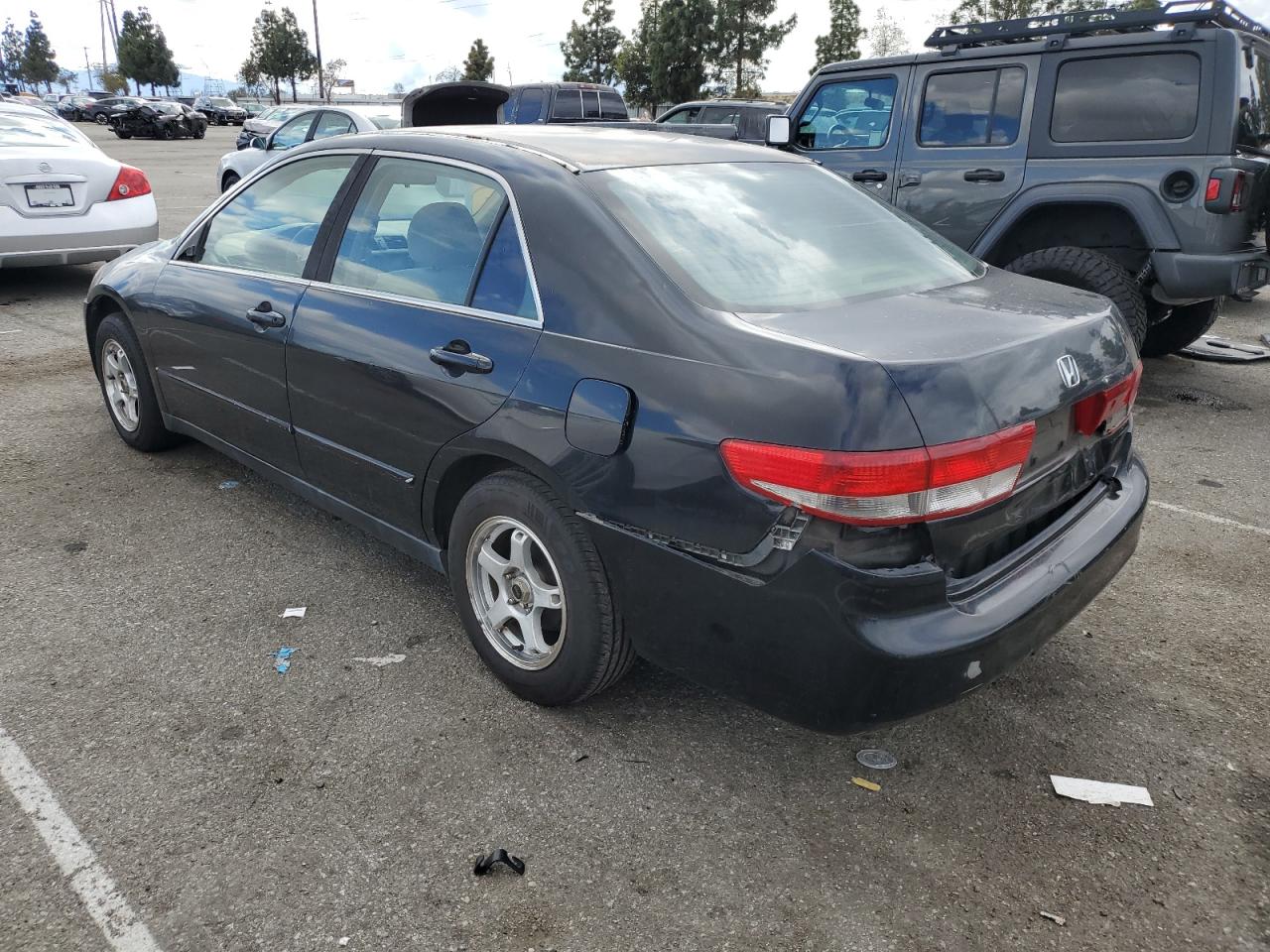 2004 Honda Accord - Image 2