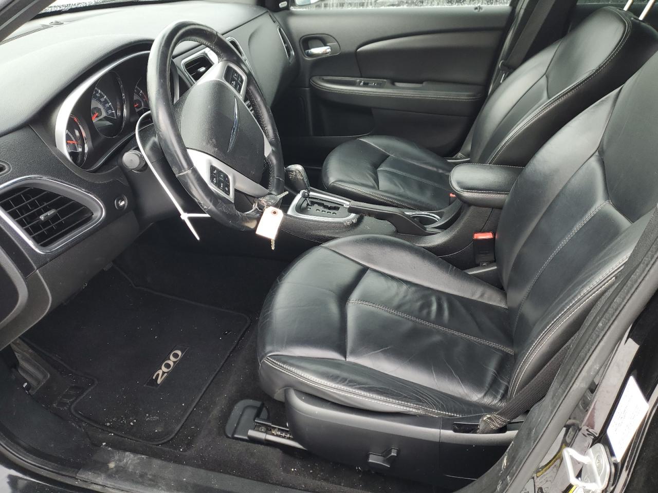 2011 Chrysler 200 - Image 7