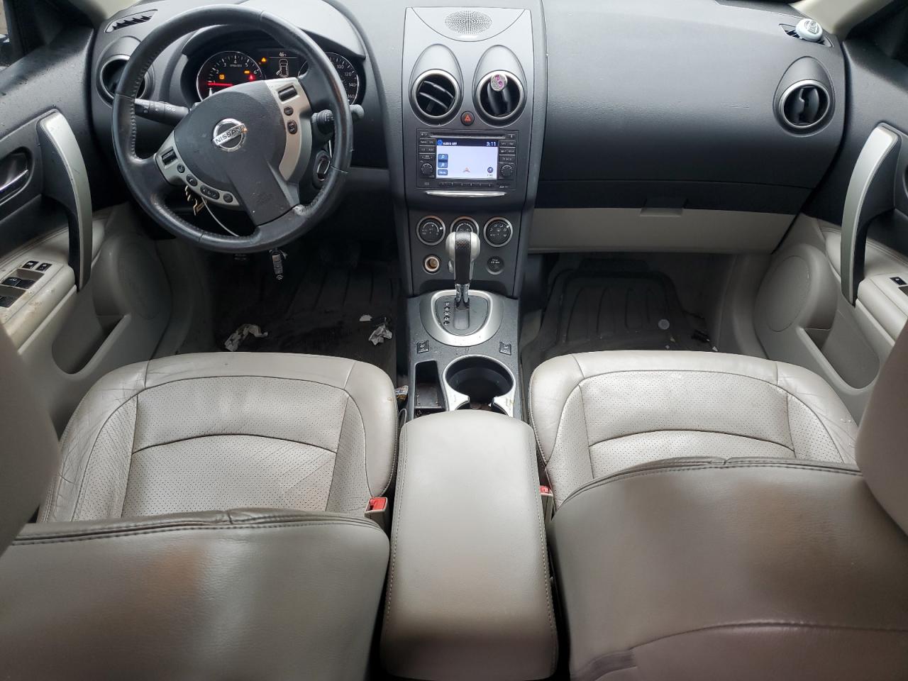 2011 Nissan Rogue - Image 8