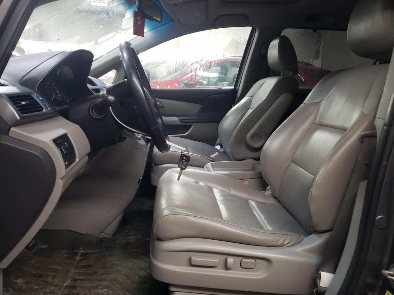 2012 Honda Odyssey - Image 7