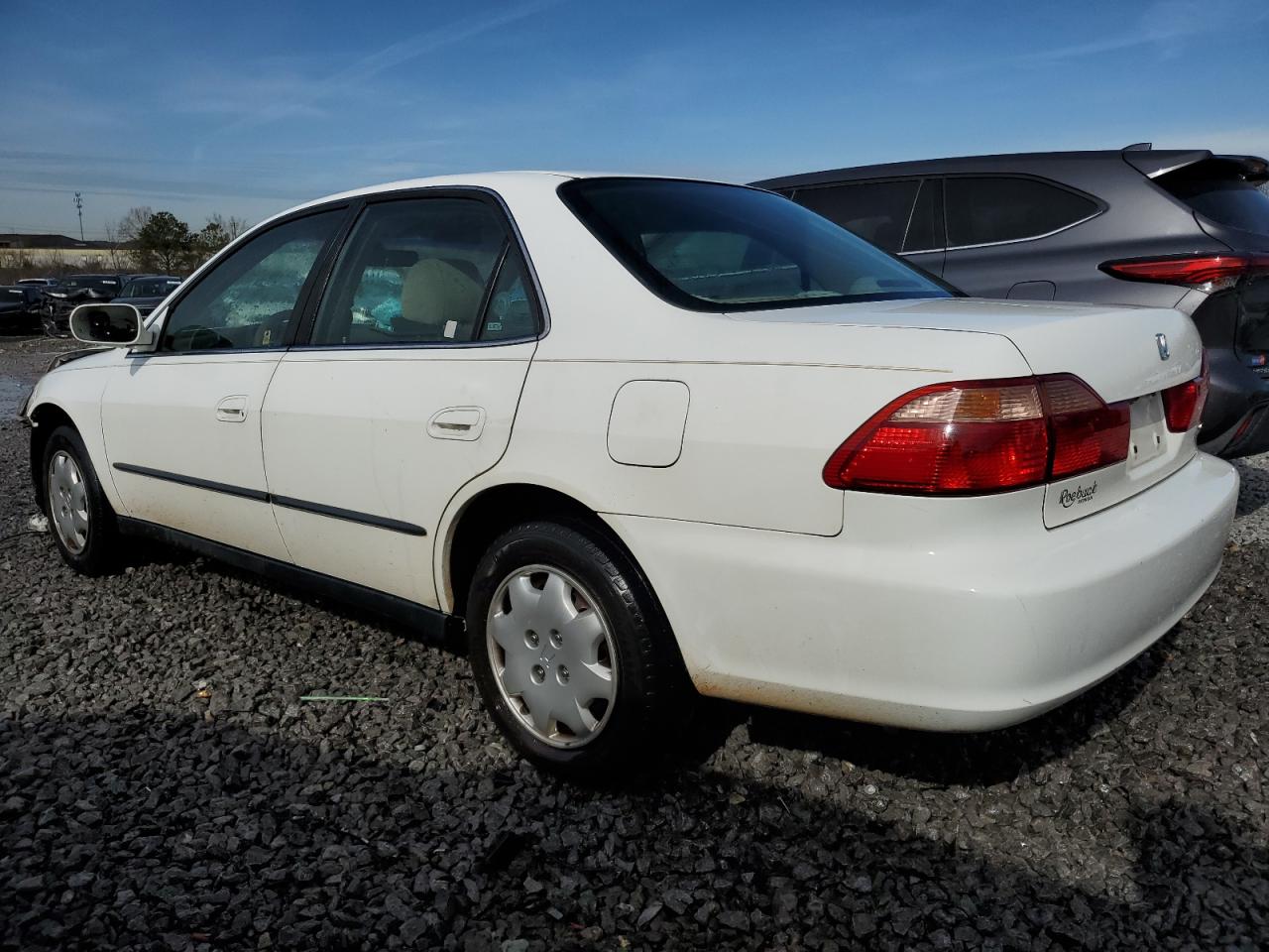 1999 Honda Accord - Image 2