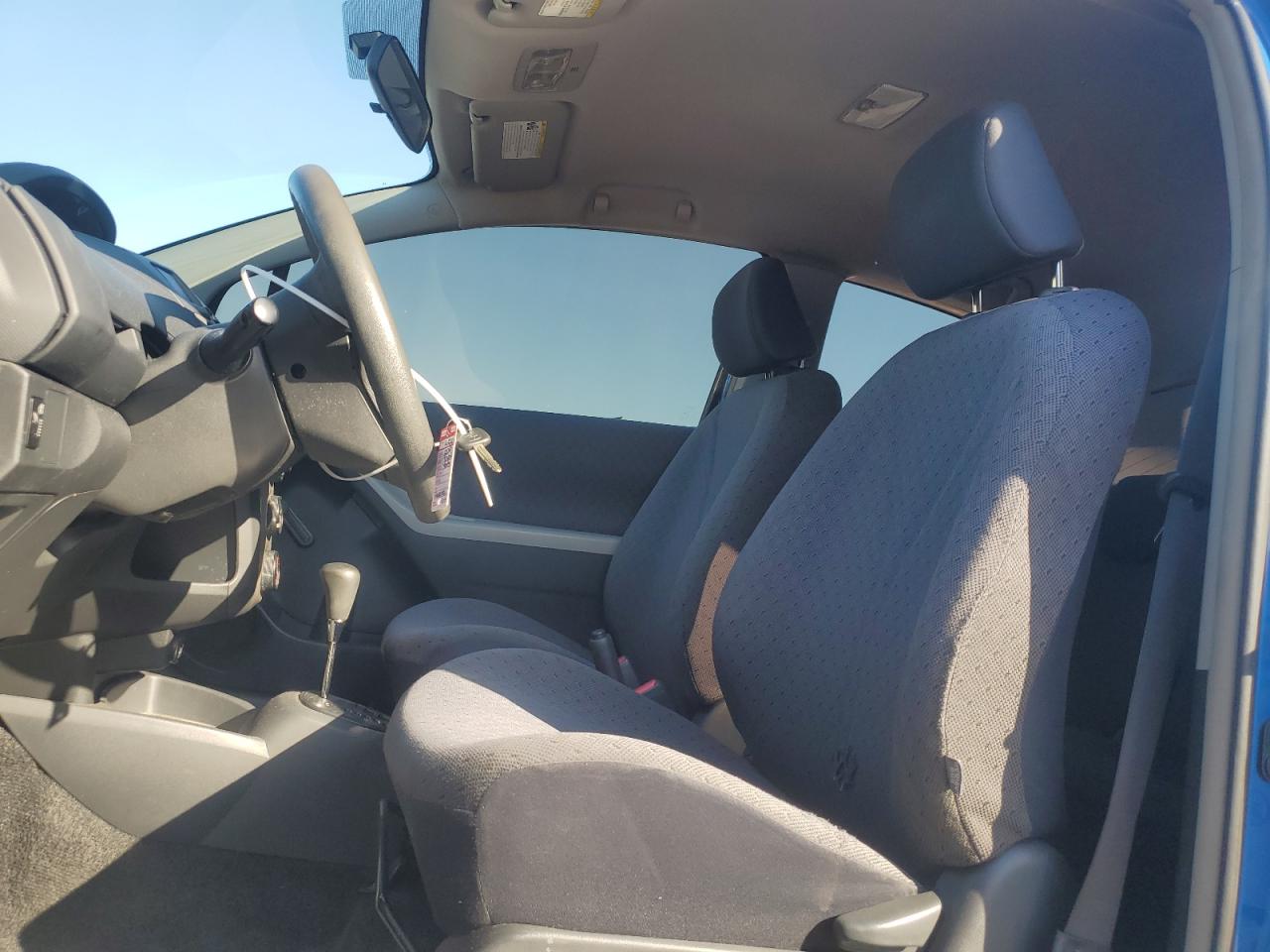2010 Toyota Yaris - Image 7