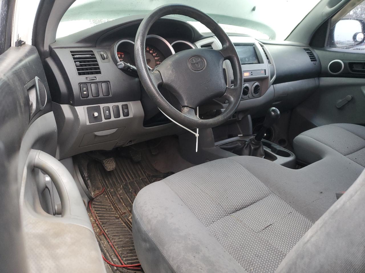 2010 Toyota Tacoma - Image 8