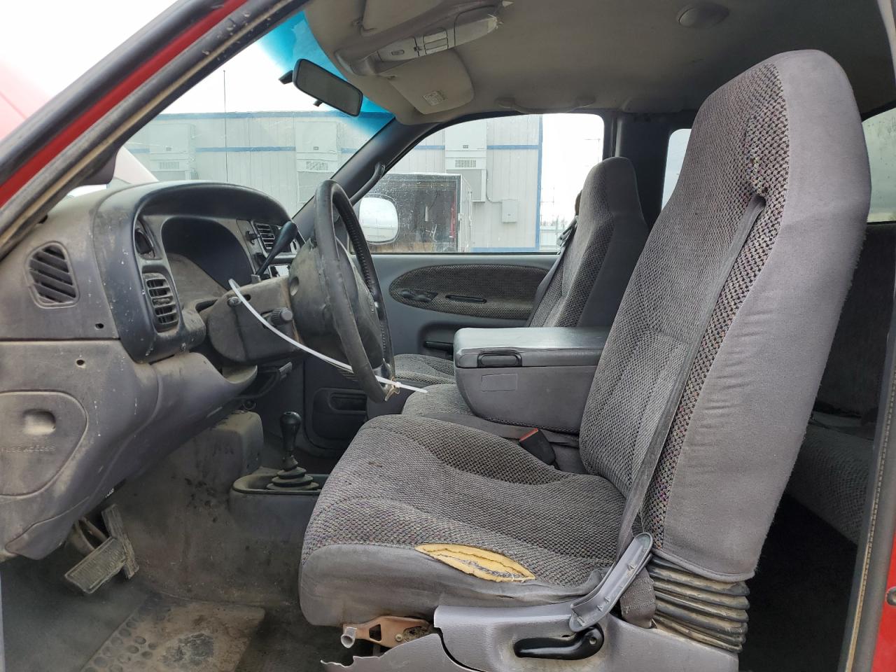 2001 Dodge RAM - Image 7