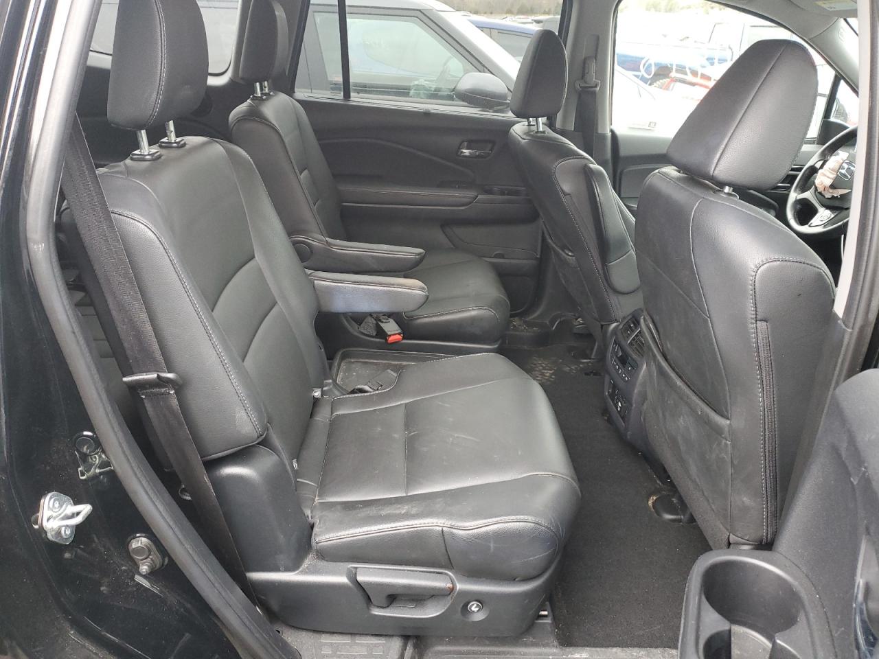 5FNYF5H62KB010752 HONDA PILOT 2019