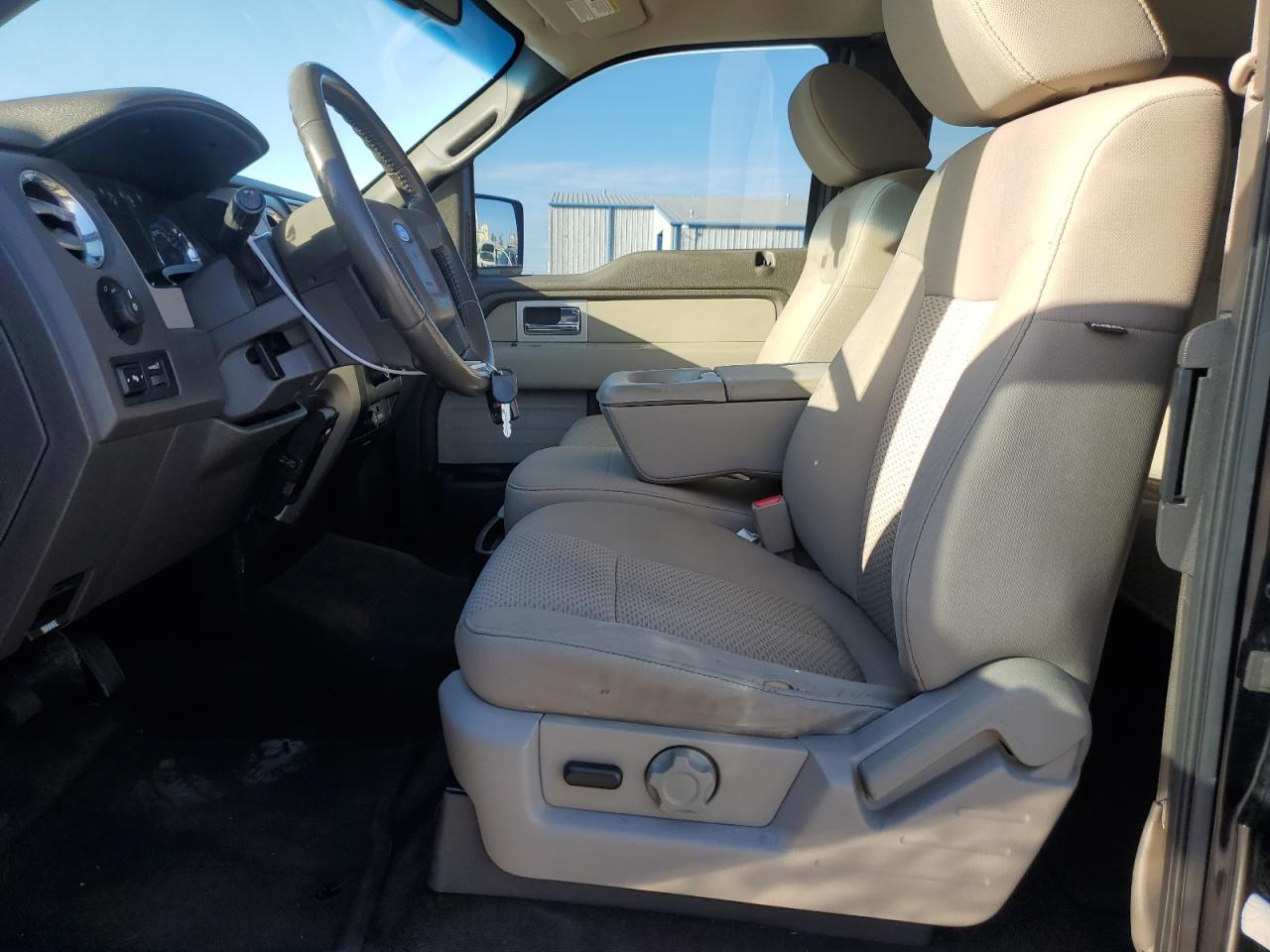 2009 Ford F-150 - Image 7
