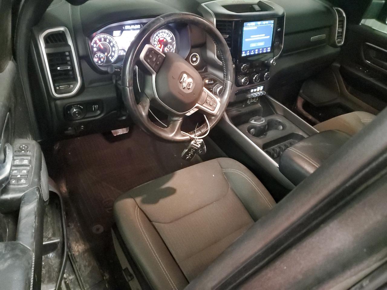 2022 RAM 1500 - Image 8