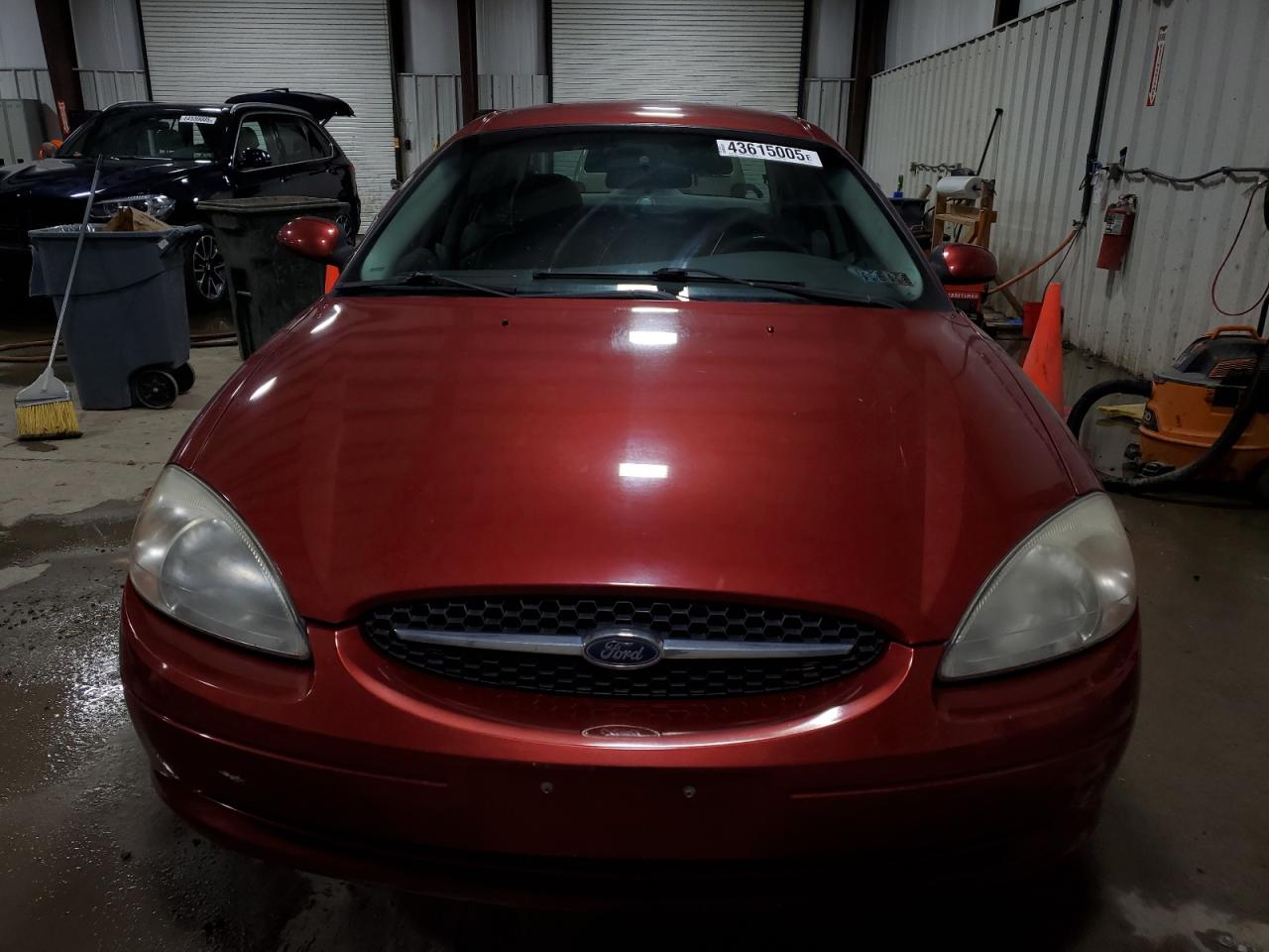 2000 Ford Taurus - Image 5