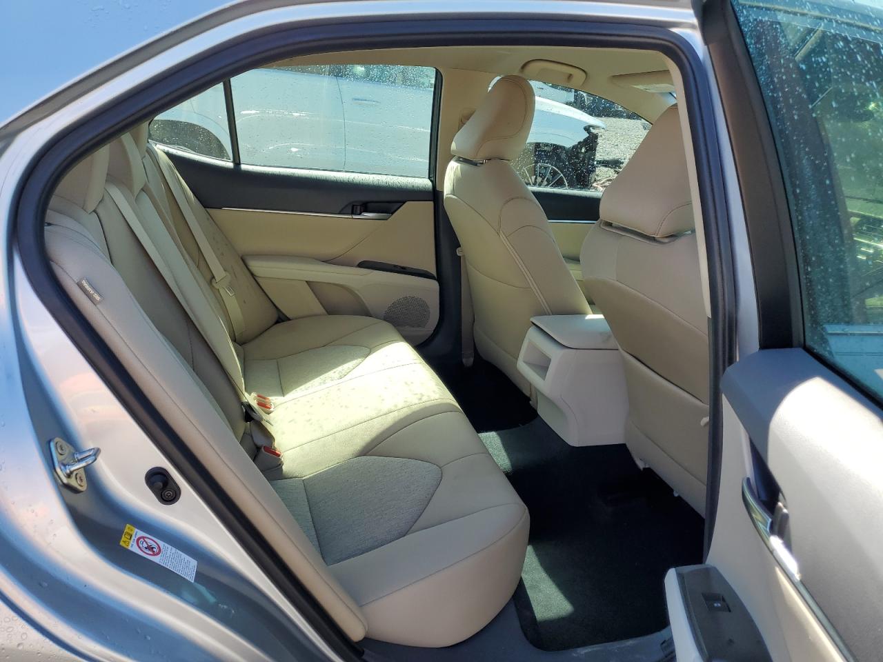 4T1B11HK9JU095018 TOYOTA CAMRY 2018