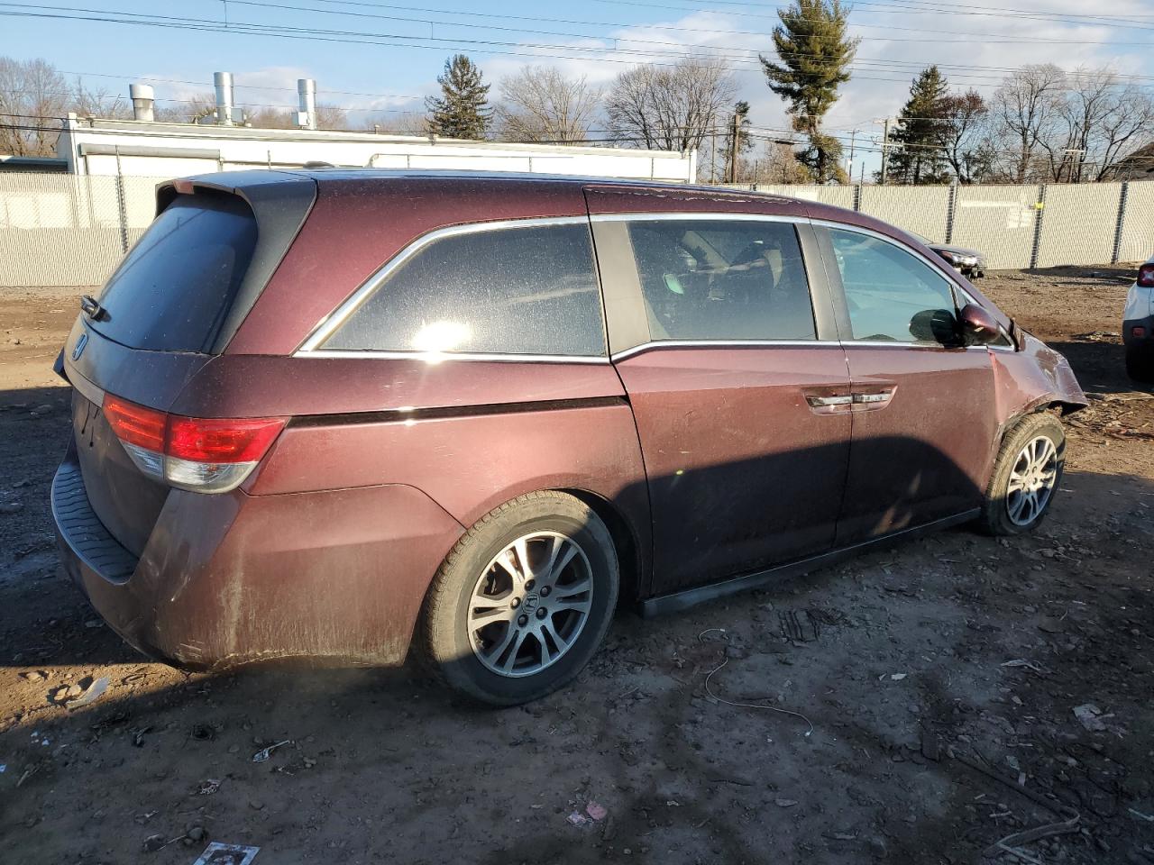 2014 Honda Odyssey - Image 3