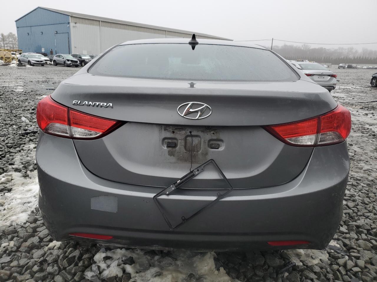 2013 Hyundai Elantra - Image 6