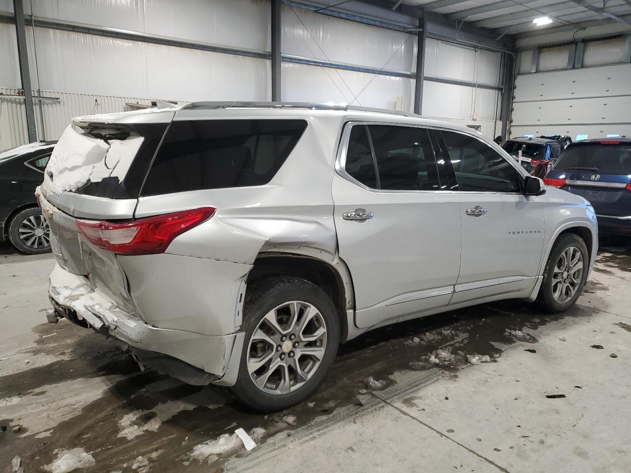 1GNEVJKW9JJ222697 CHEVROLET TRAVERSE 2018