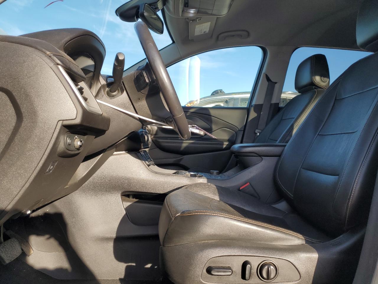 2020 GMC Terrain - Image 7