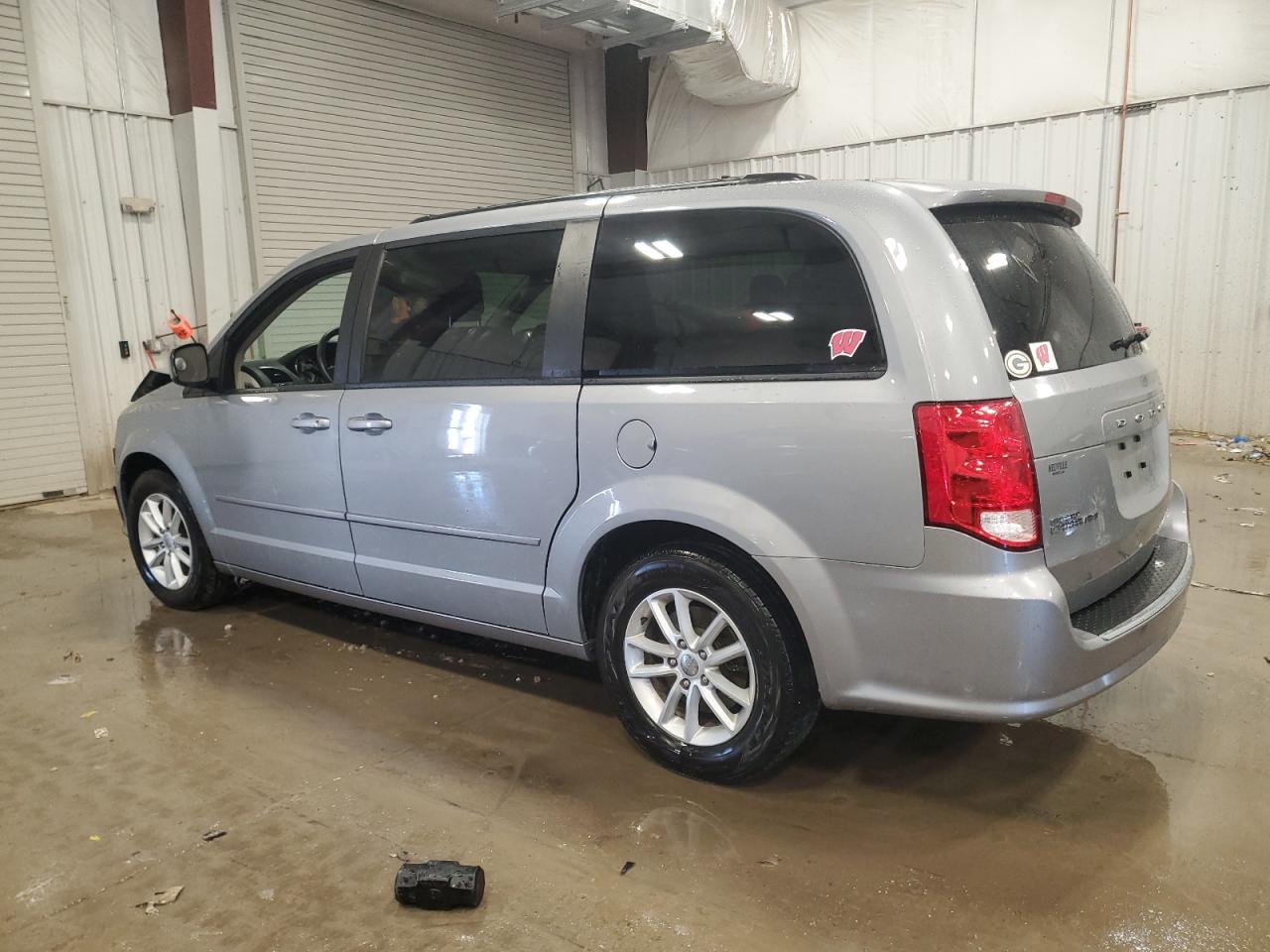 2015 Dodge Caravan - Image 2