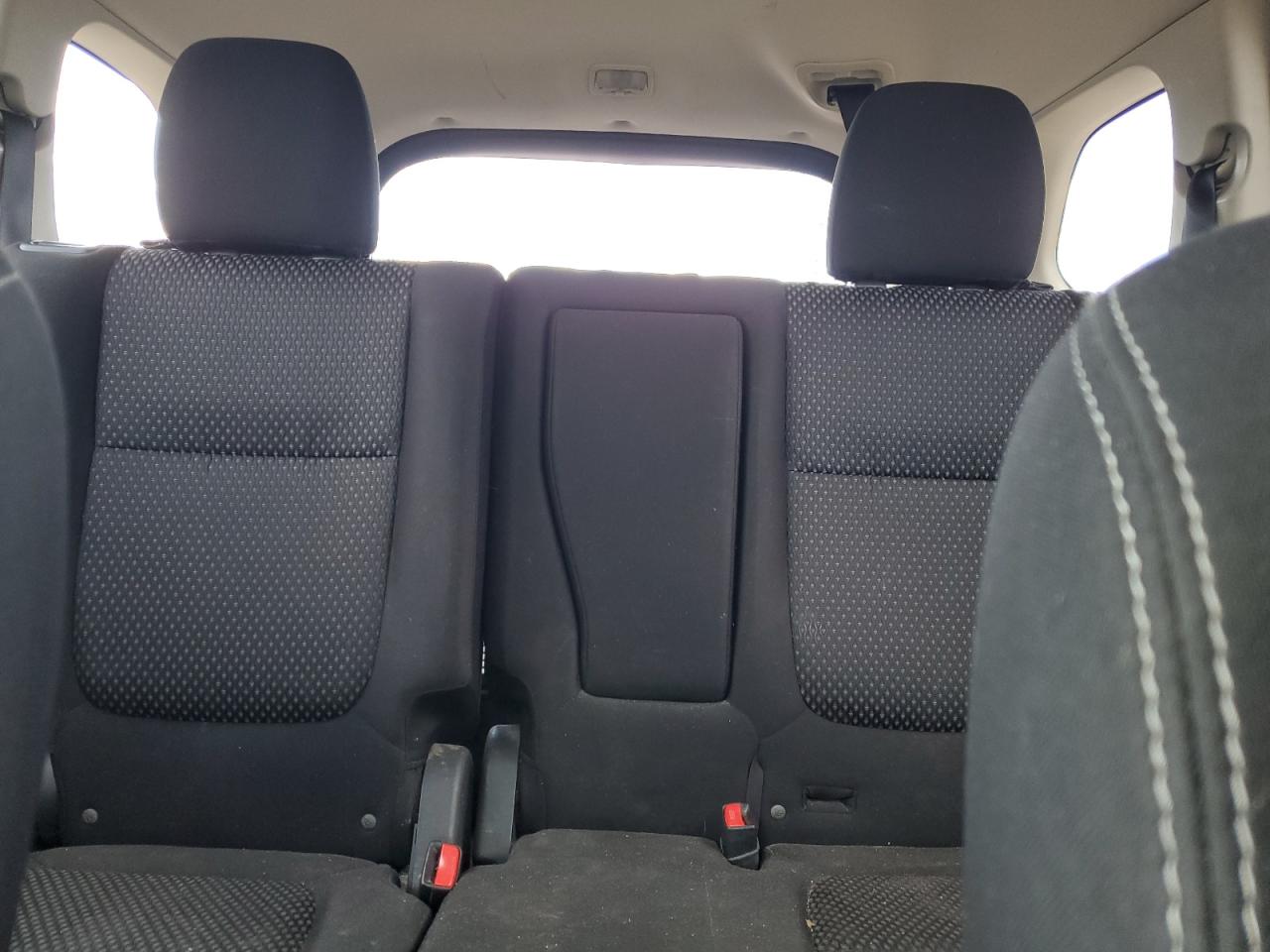 2016 Mitsubishi Outlander - Image 10