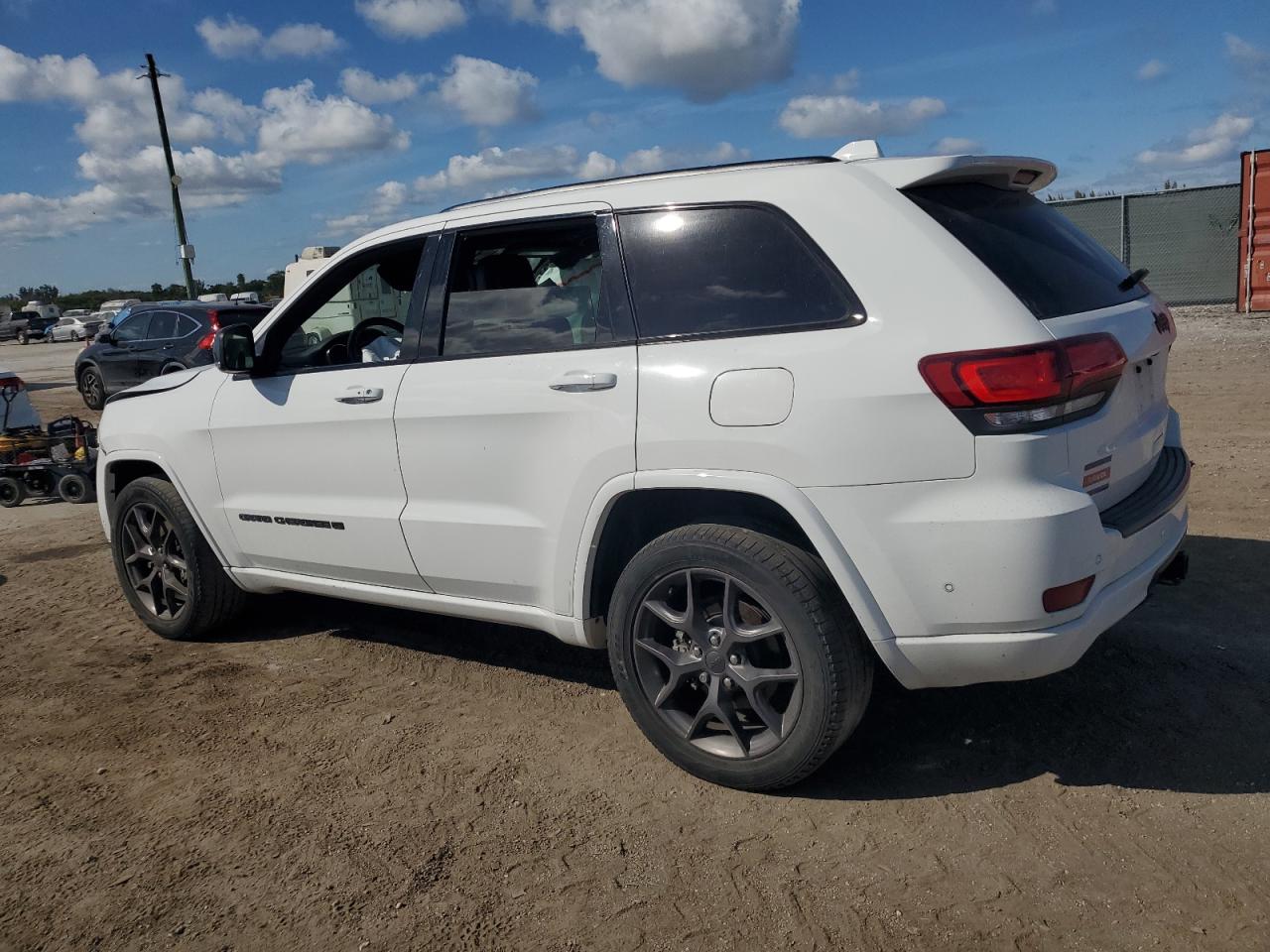 2021 Jeep Grand Cherokee - Image 2
