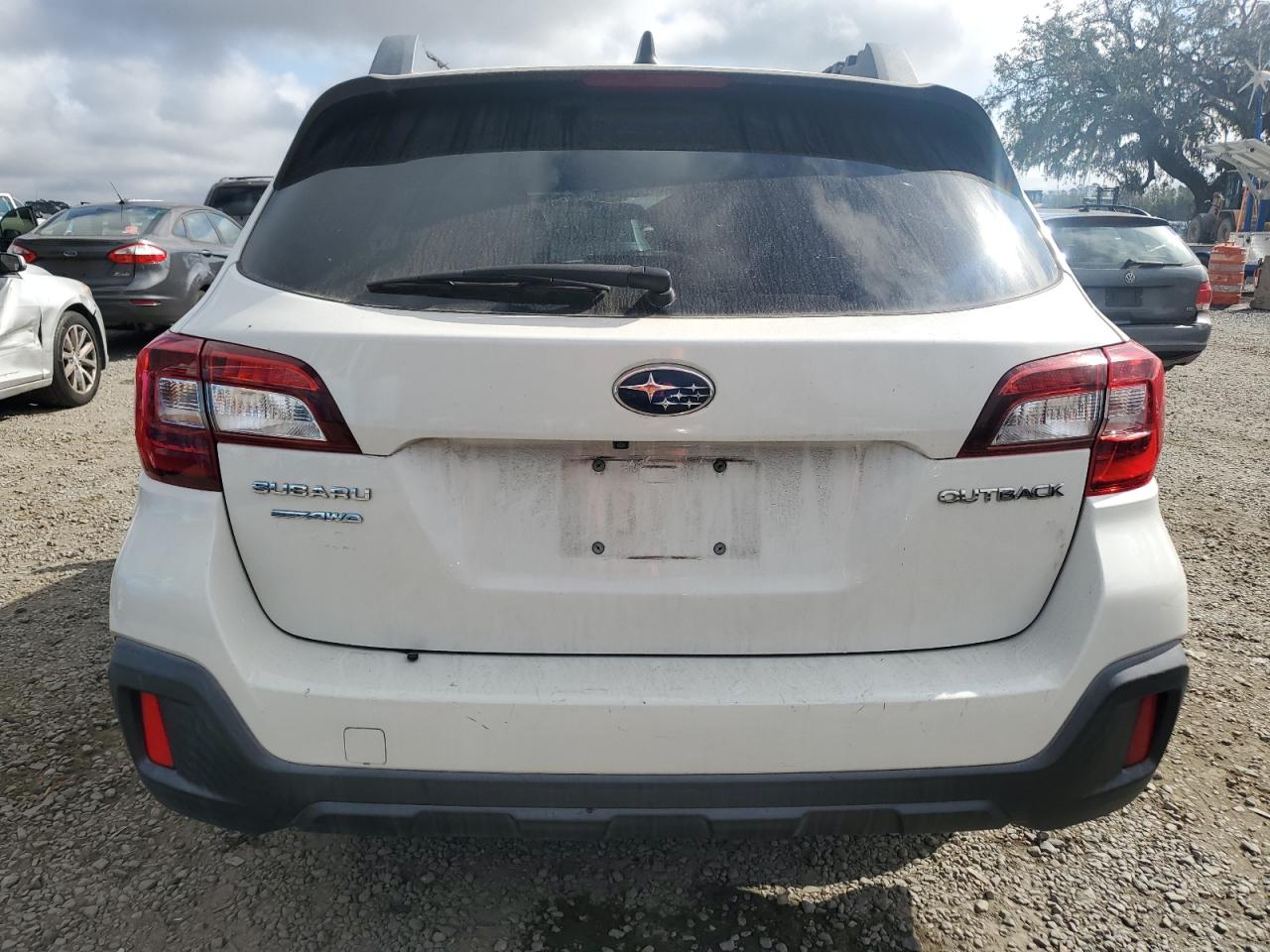 2018 Subaru Outback - Image 6