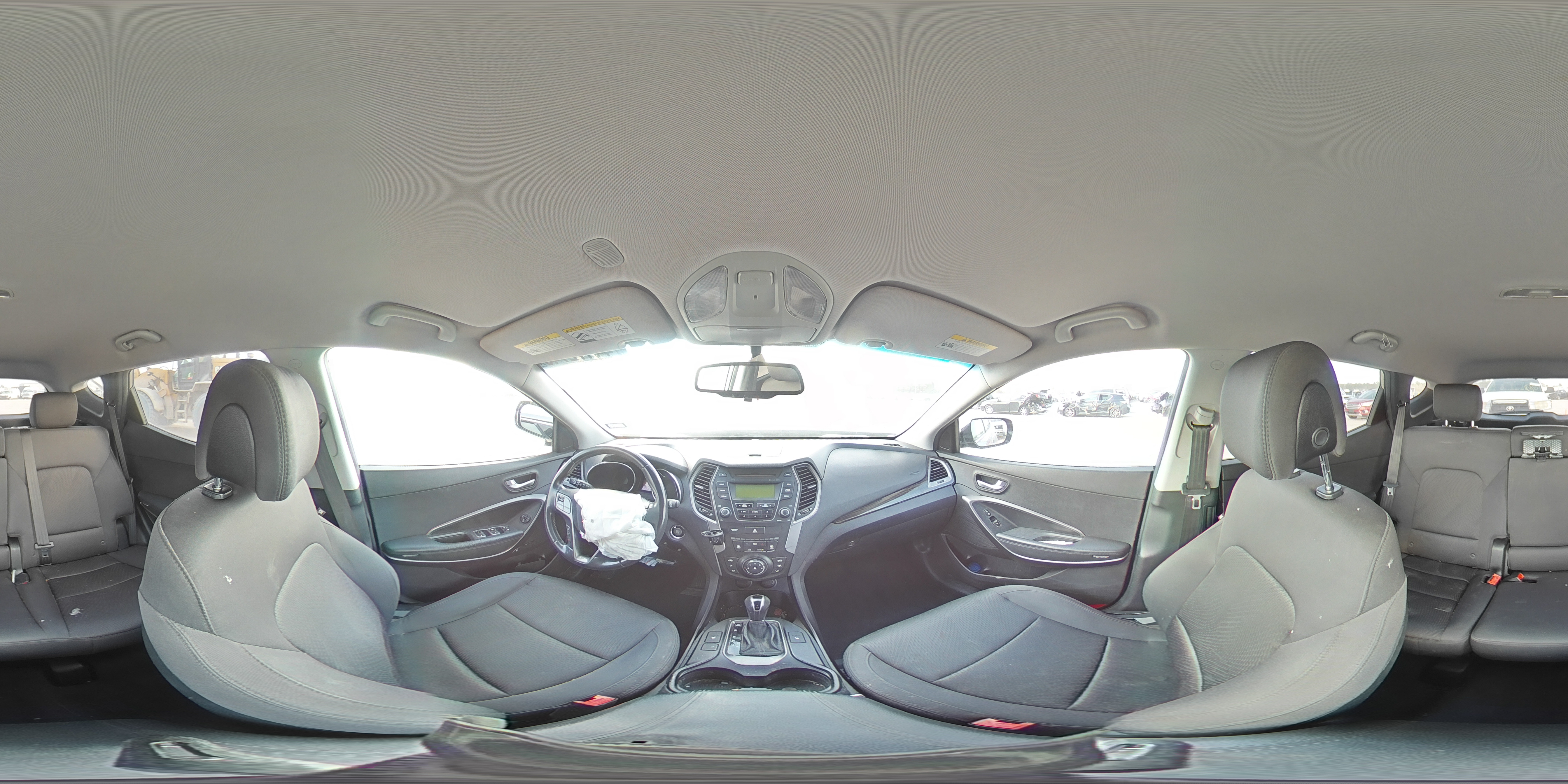 2013 Hyundai Santa Fe - Image 14