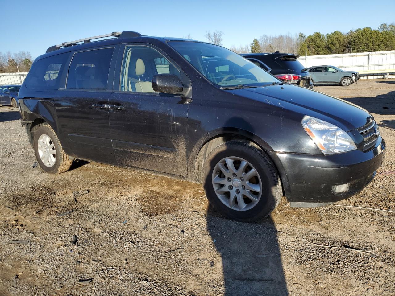 2007 Kia Sedona - Image 4