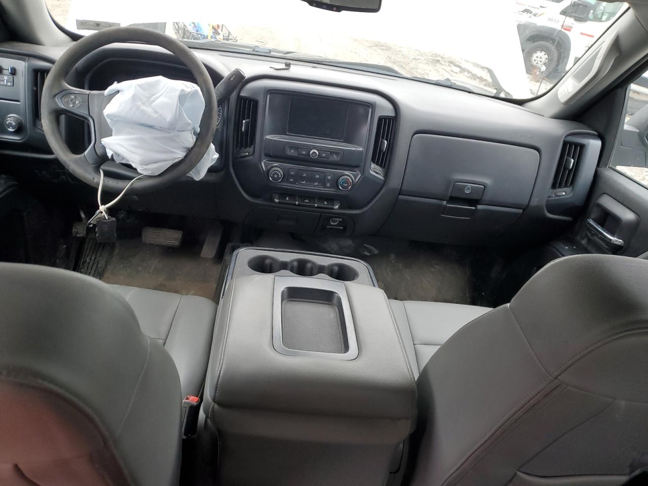 2019 Chevrolet Silverado - Image 8