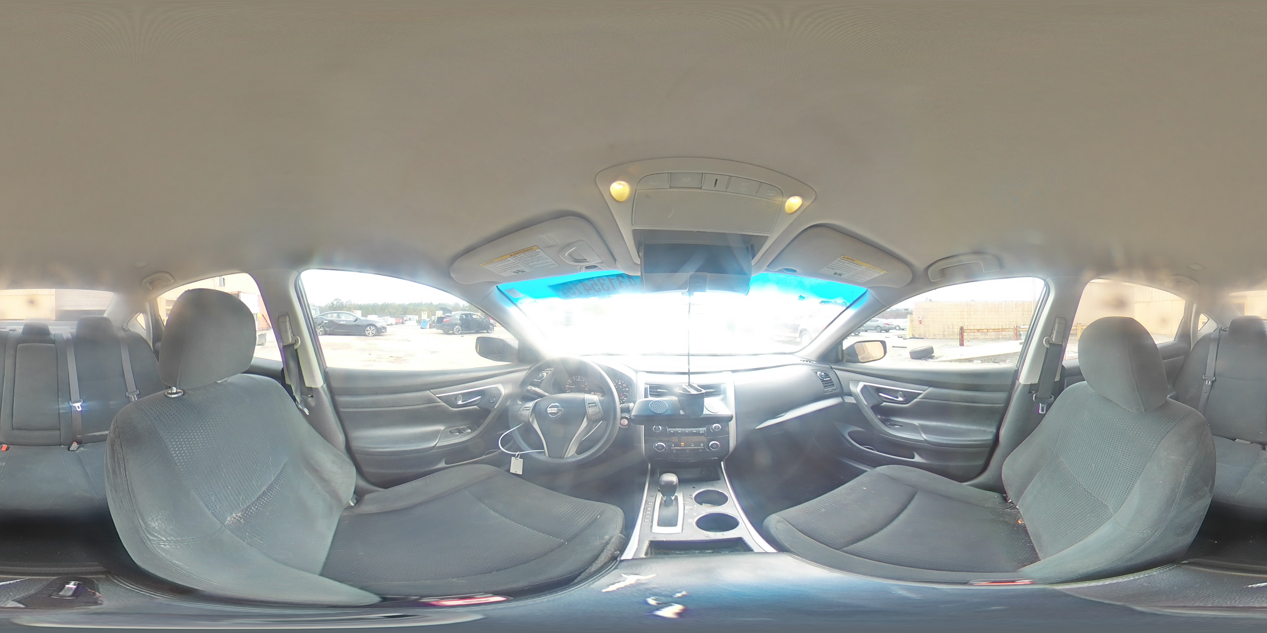 2015 Nissan Altima - Image 13