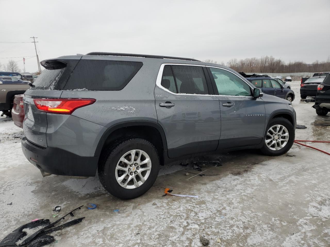 2020 Chevrolet Traverse - Image 3