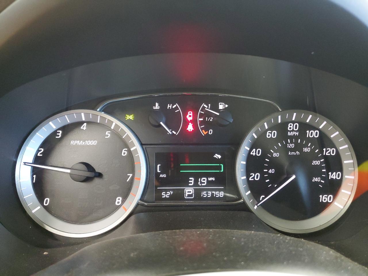 2015 Nissan Sentra - Image 9