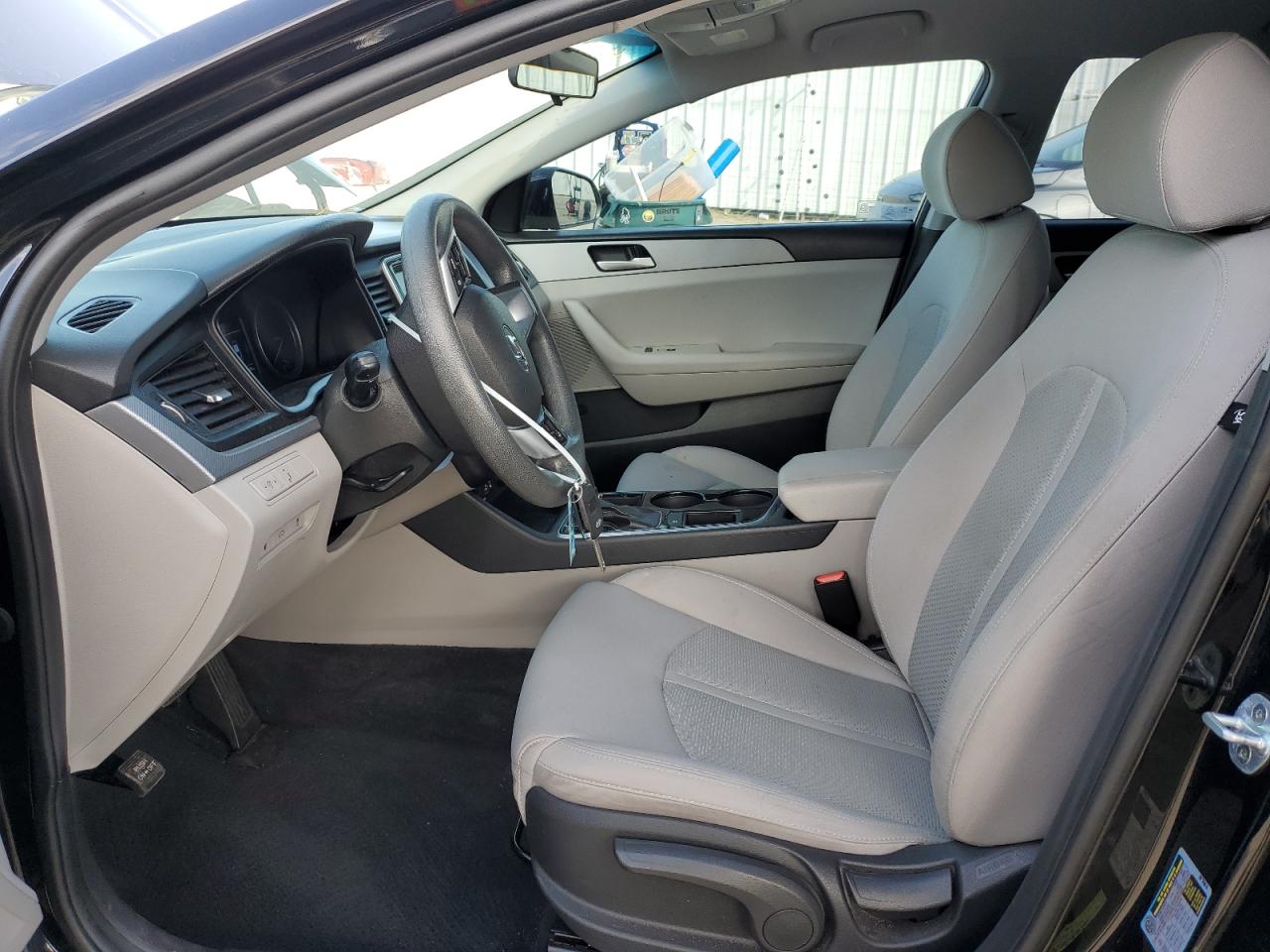 2019 Hyundai Sonata - Image 7