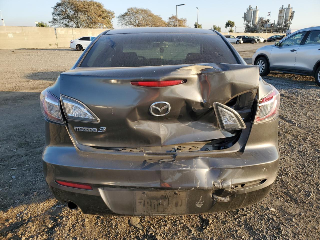 2013 Mazda 3 - Image 6