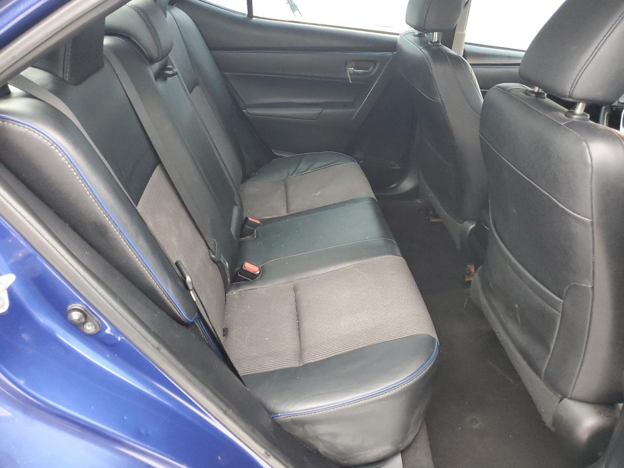 2017 Toyota Corolla - Image 11