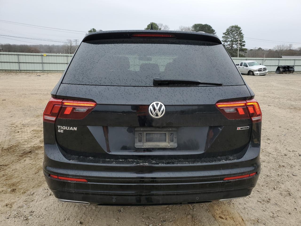 2020 Volkswagen Tiguan - Image 6
