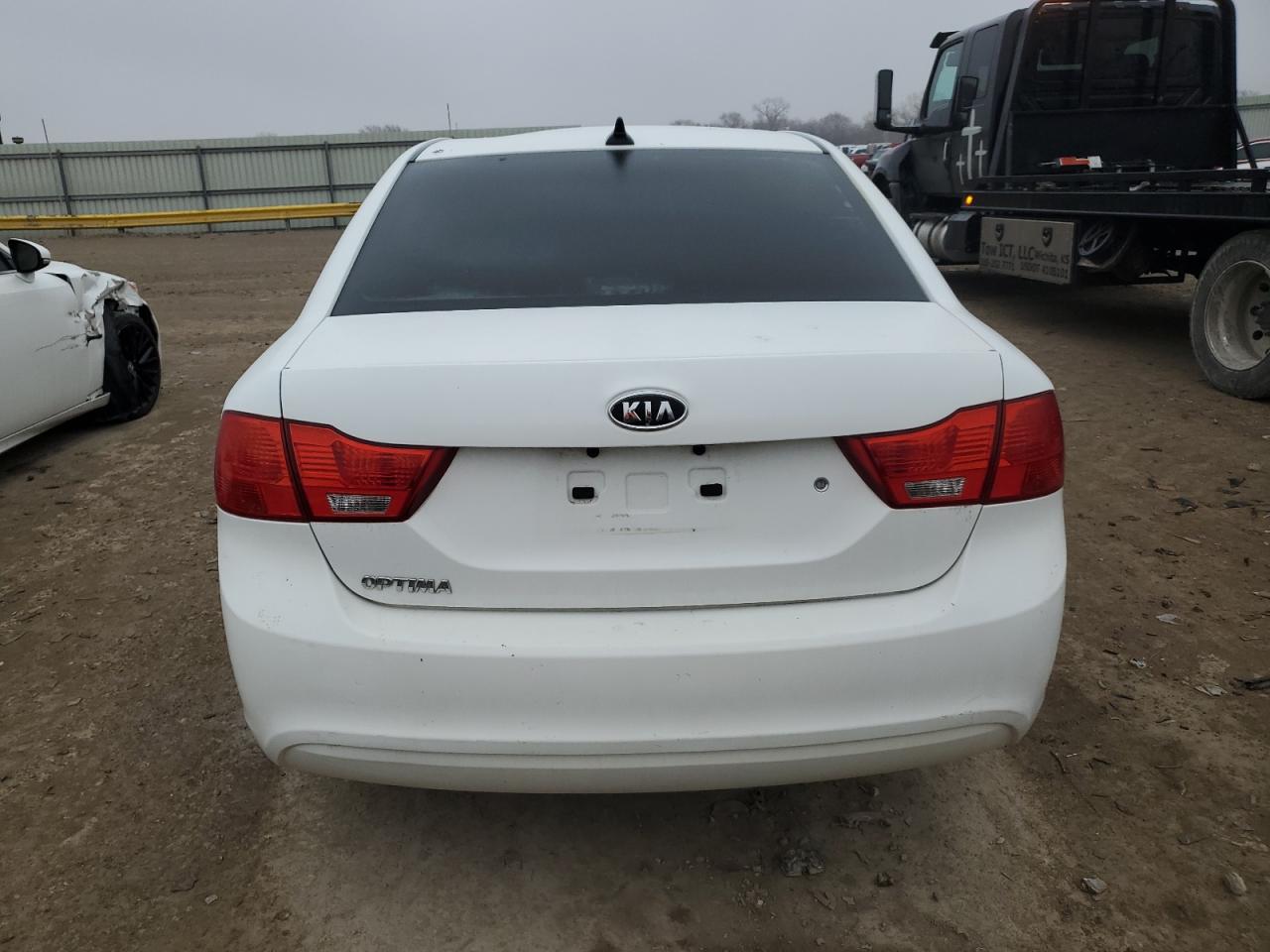 2010 Kia Optima - Image 6