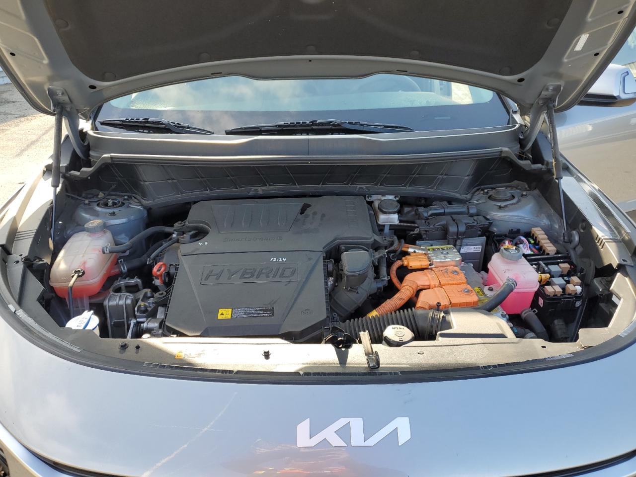 2023 Kia Niro - Image 13
