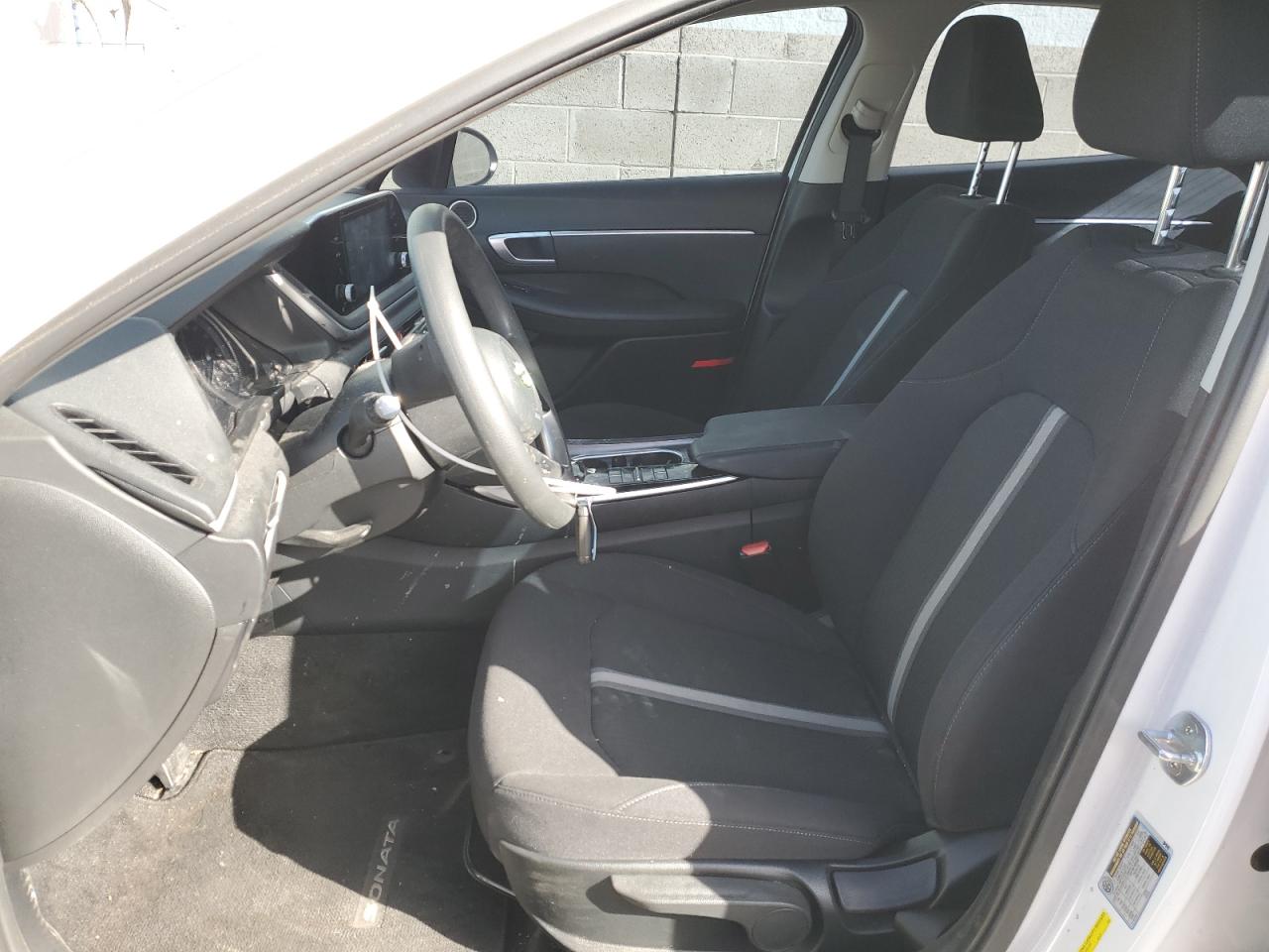 2022 Hyundai Sonata - Image 7