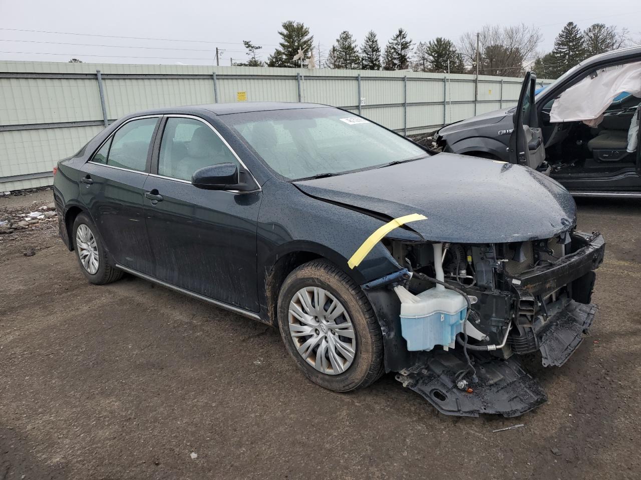 2014 Toyota Camry - Image 4