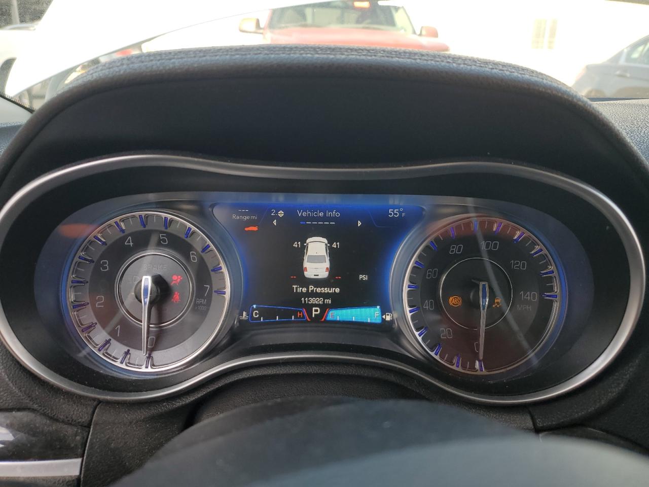 2016 Chrysler 300 - Image 9