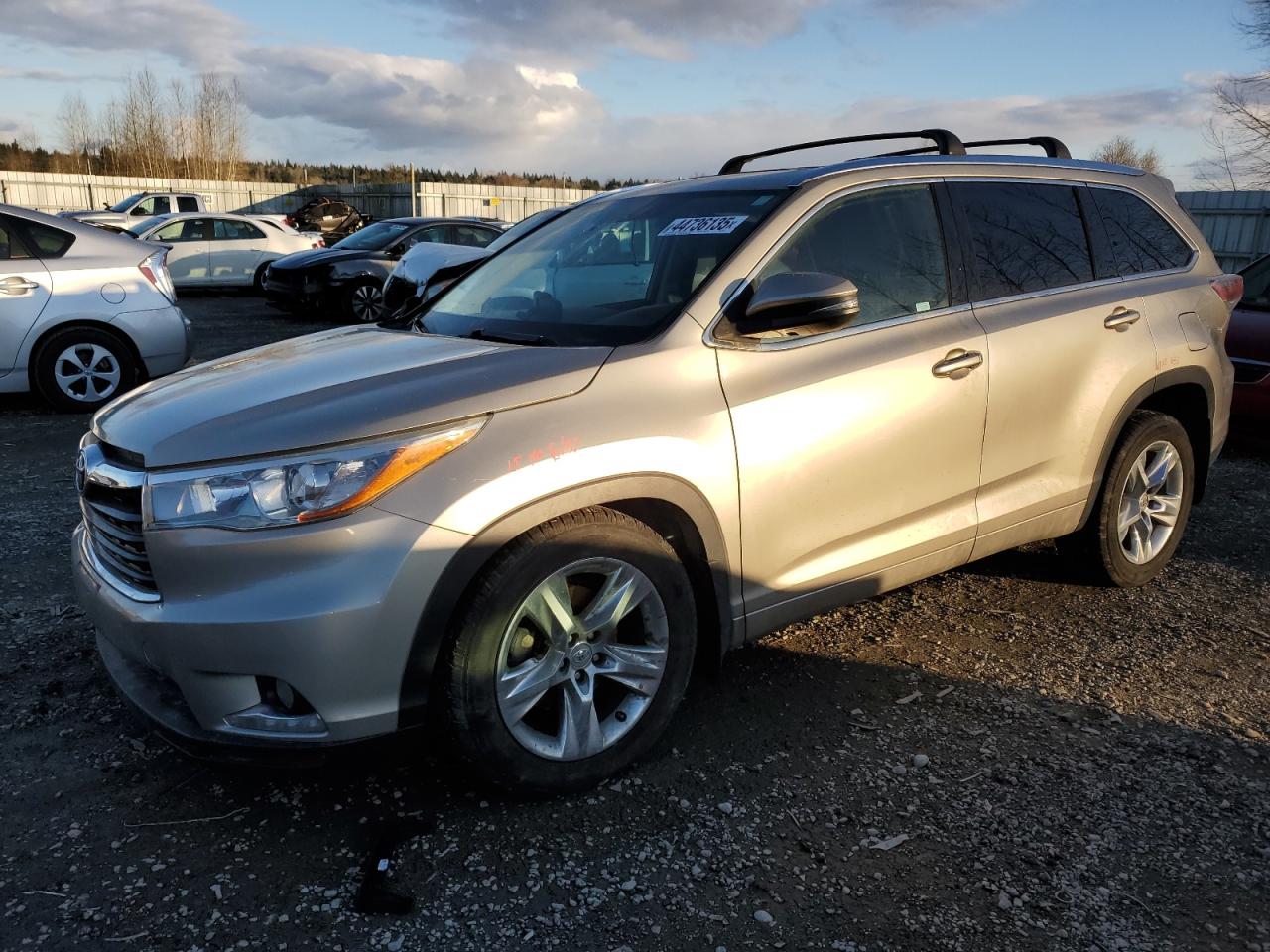 2015 Toyota Highlander - Image 1