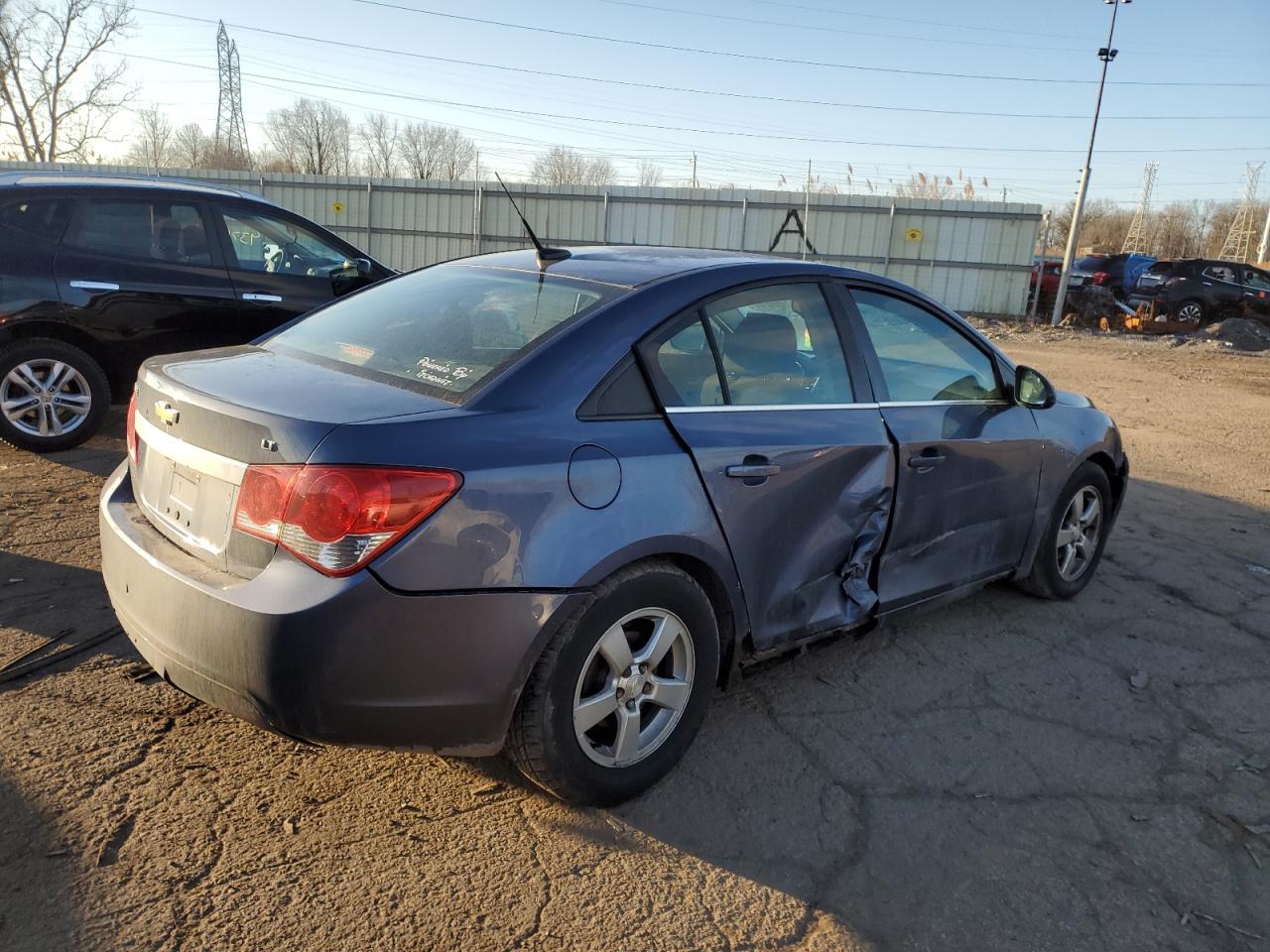 2014 Chevrolet Cruze - Image 3