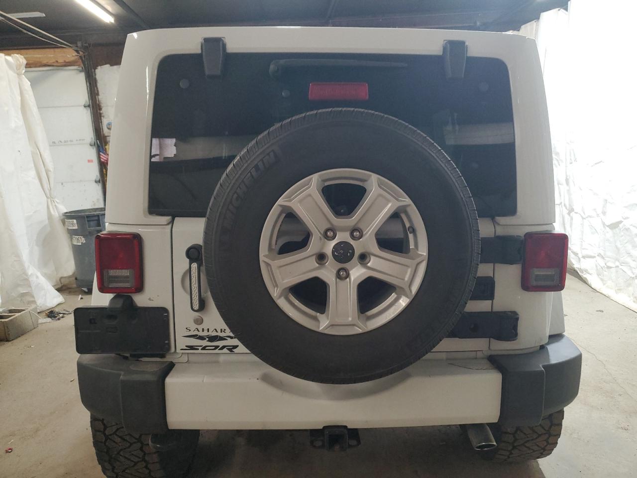 2016 Jeep Wrangler - Image 6