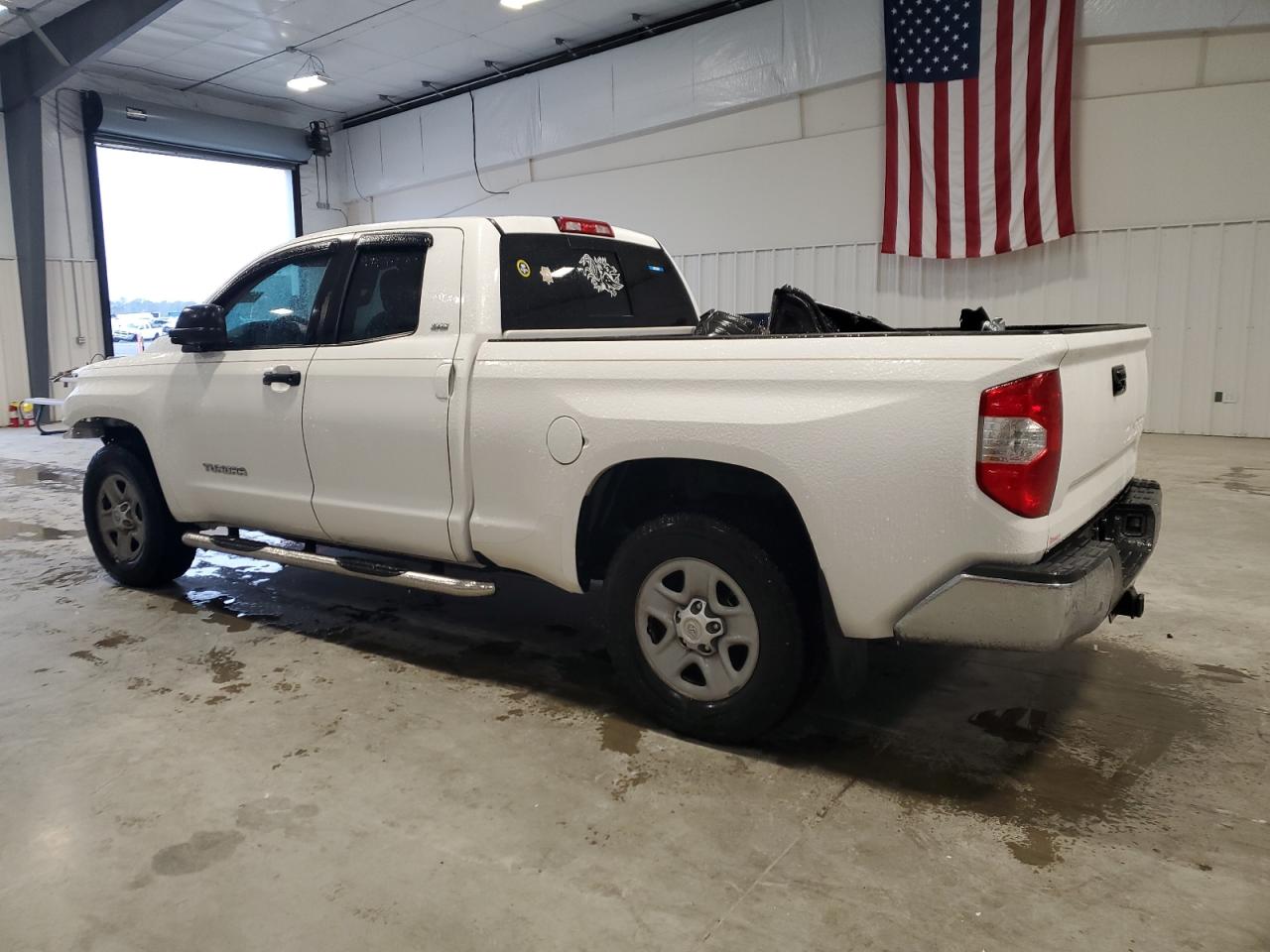 5TFRM5F16JX128891 TOYOTA TUNDRA 2018