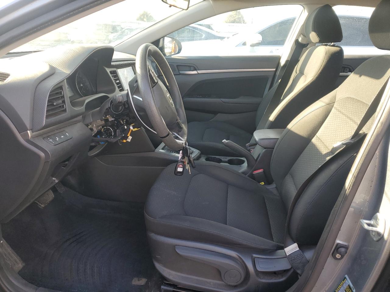 2019 Hyundai Elantra - Image 7