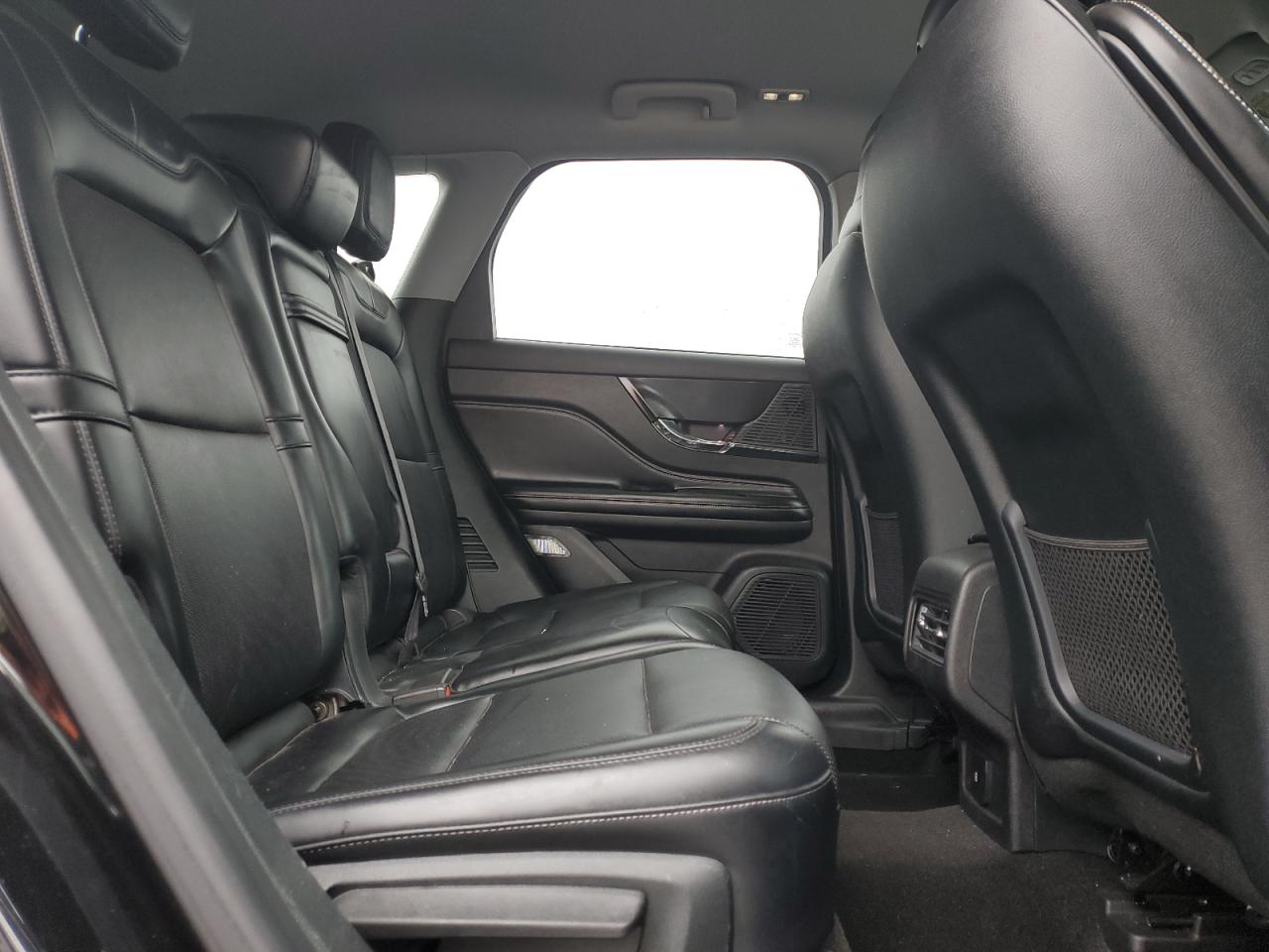 2020 Lincoln Corsair - Image 11