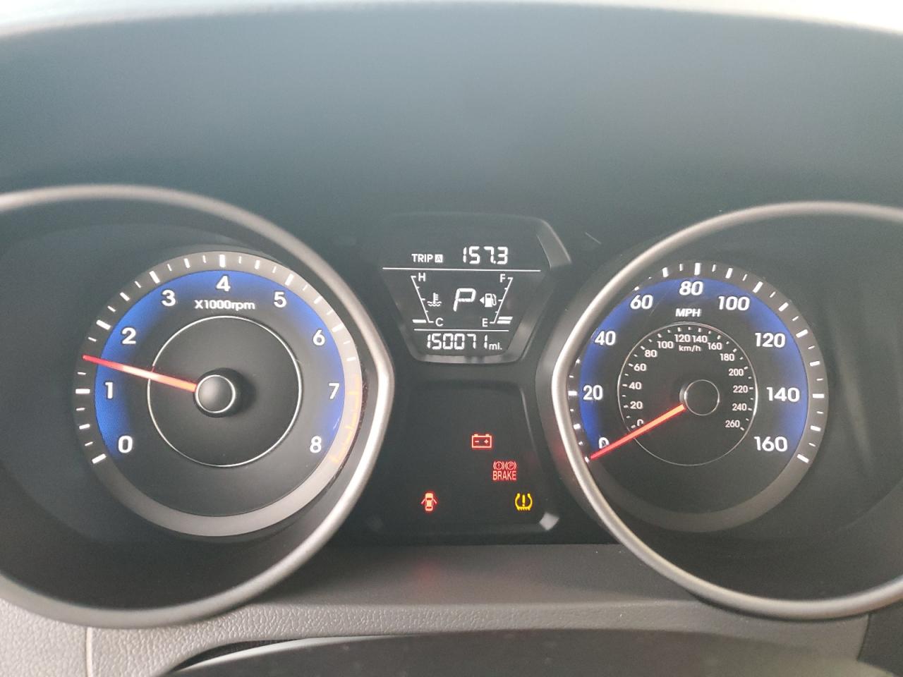 2016 Hyundai Elantra - Image 9