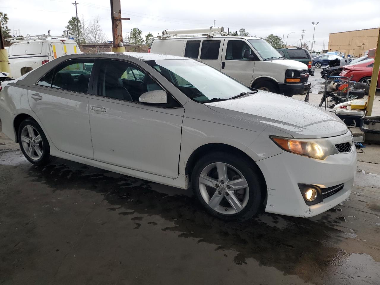2014 Toyota Camry - Image 4