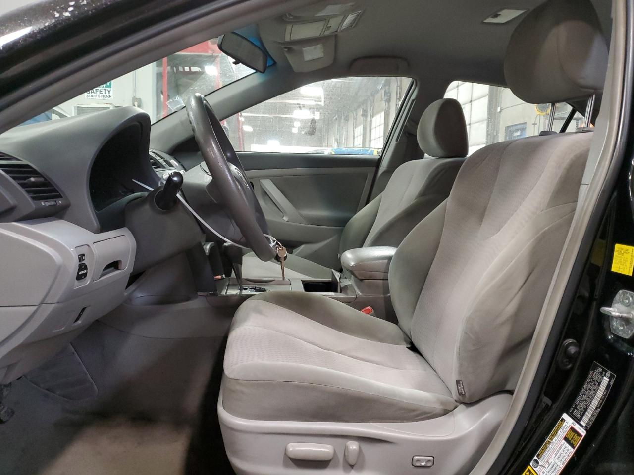 2011 Toyota Camry - Image 7