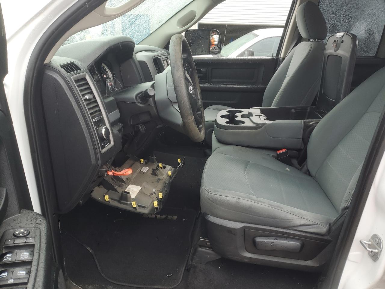 2017 RAM 1500 - Image 7