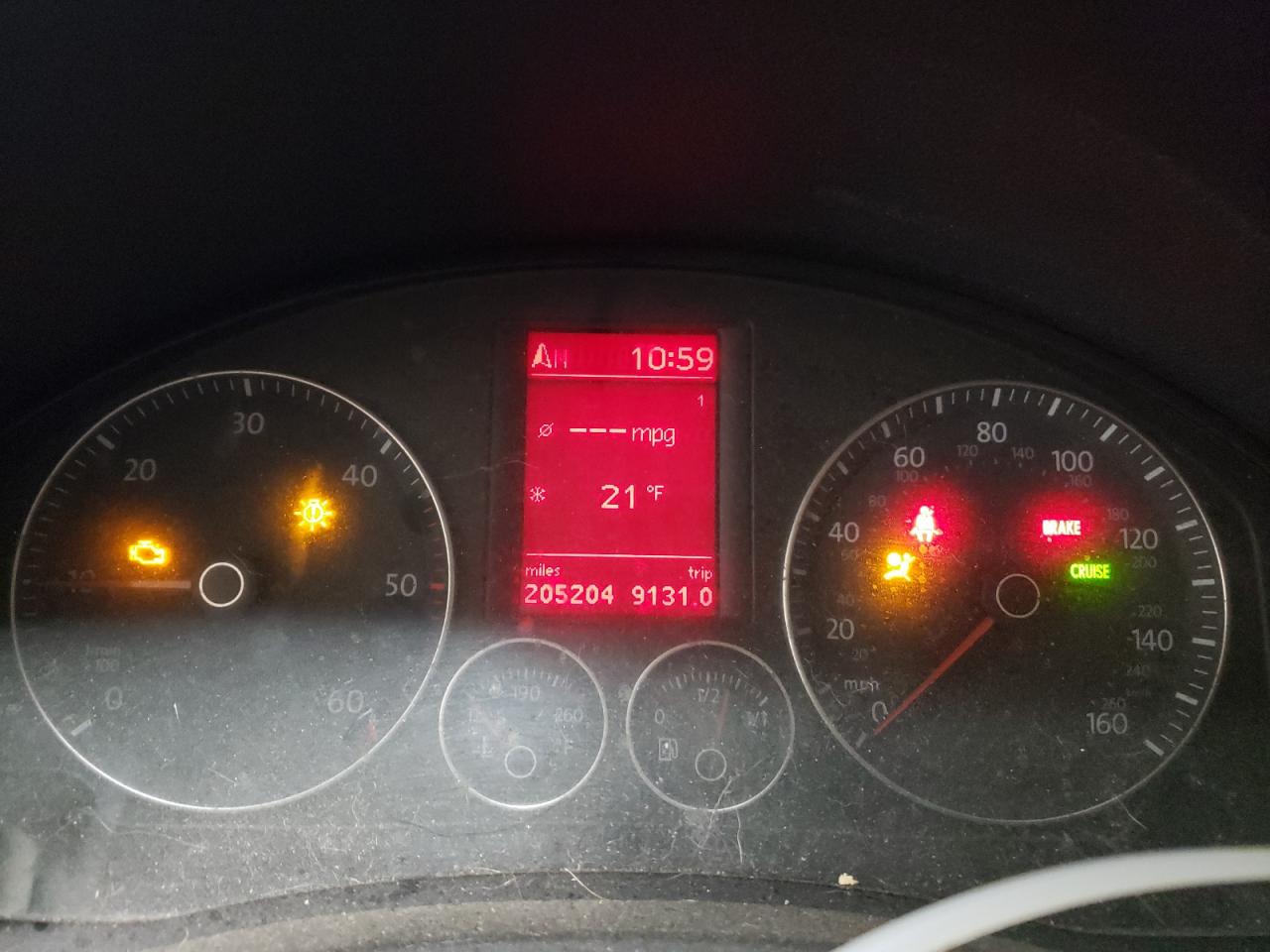 2005 Volkswagen Jetta - Image 9