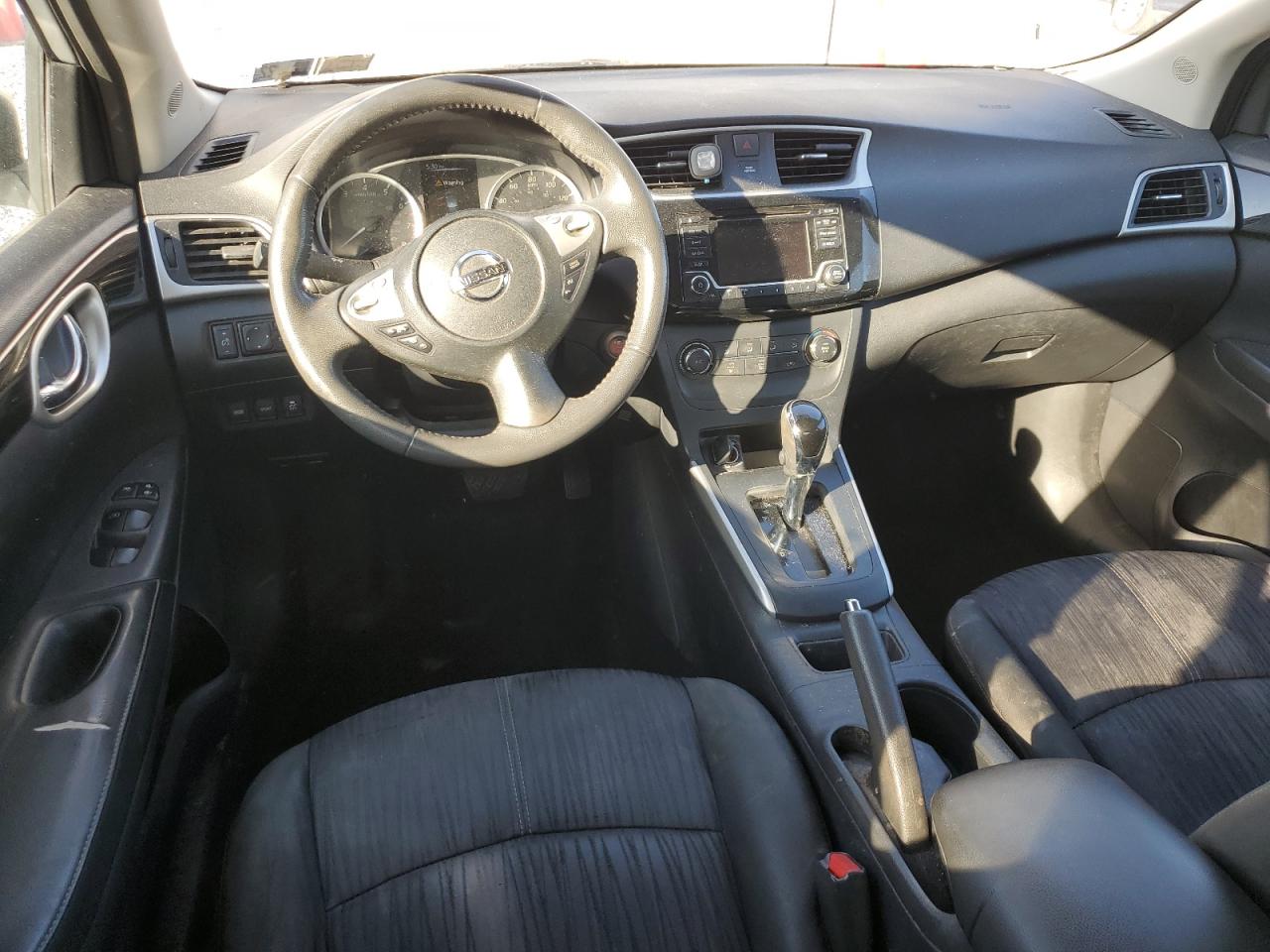 2017 Nissan Sentra - Image 8